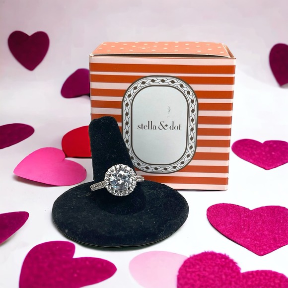 NEW Stella & Dot ELINA CZ Cubic Zirconia Halo Ring Silver Rhodium Retired Sz 8 - Picture 2 of 16